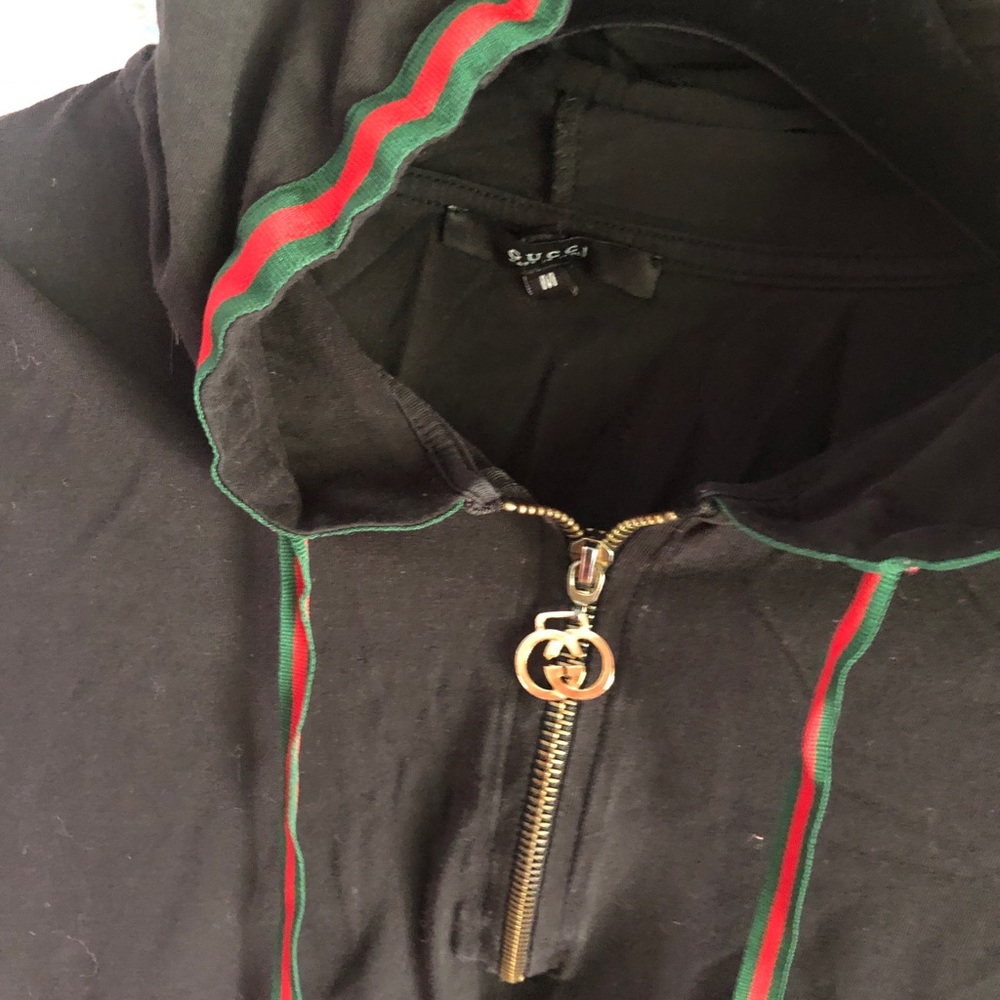 Gucci Black Short Sleeve Tee with Red Accents - Picture 4 of 5